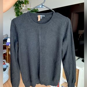 Black cashmere sweater